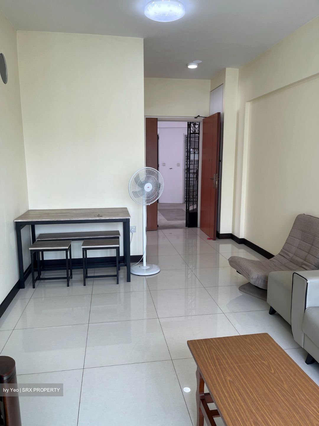 Blk 256 Sumang Walk (Punggol), HDB 3 Rooms #558519521